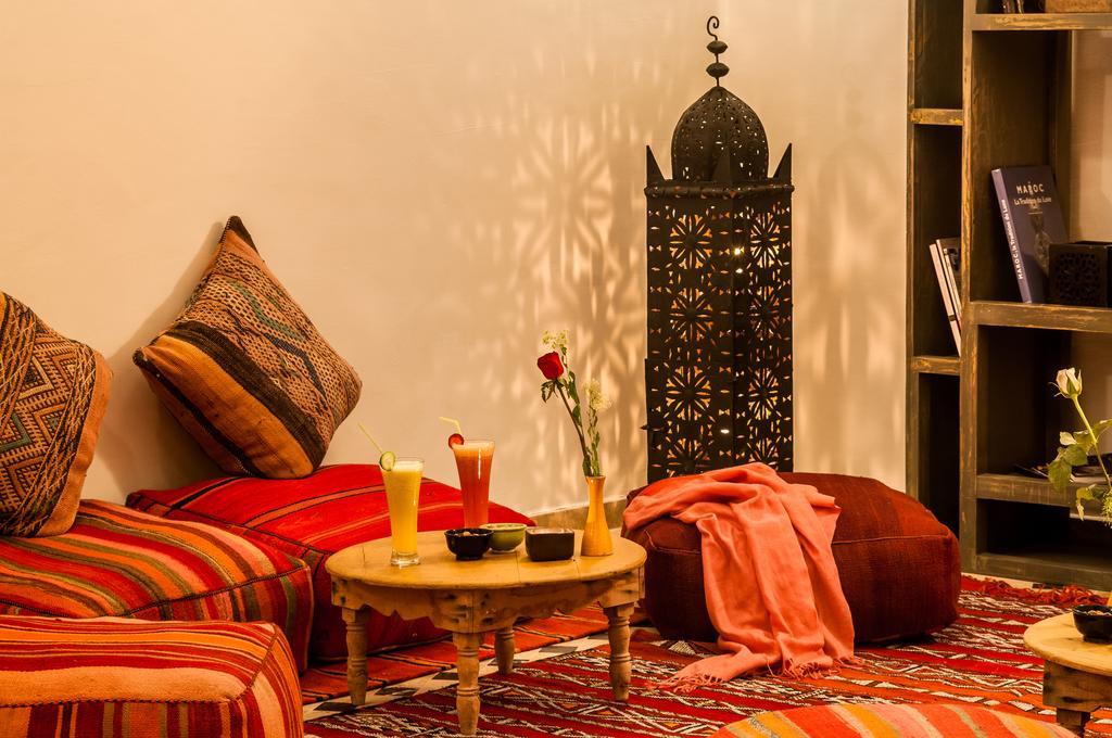 Riad Sougtani Tazrou Екстериор снимка
