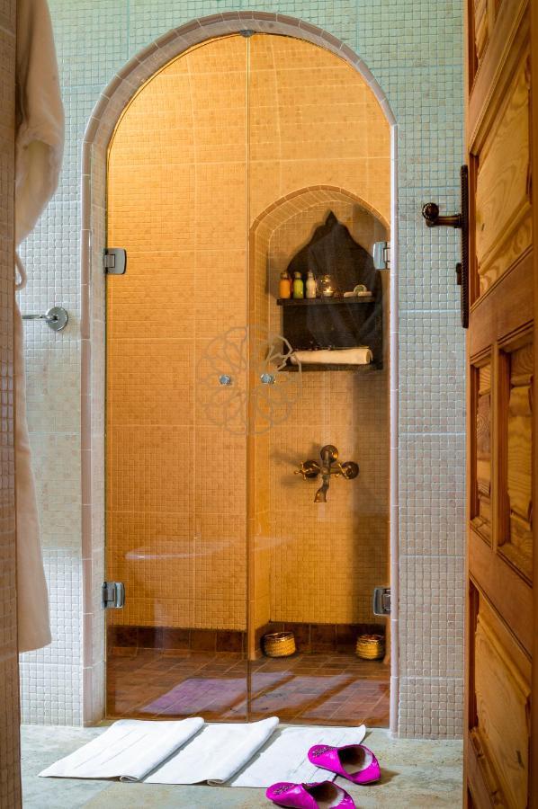 Riad Sougtani Tazrou Екстериор снимка
